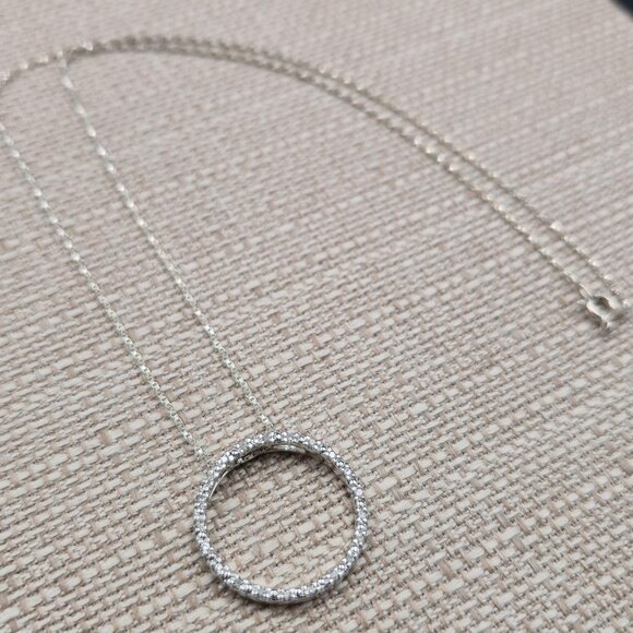 Jewelry - 20 Inch Sterling Silver Many Small Diamonds Circle Pendant Necklace A6615